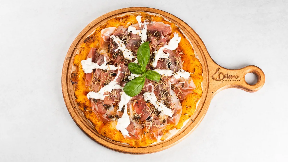 Pizza Stracciatella