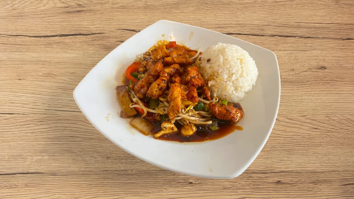 27. Hähnchen Chop-Suey