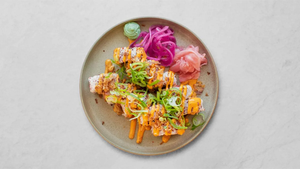 DIN-DIN SPICY TUNA + dryck