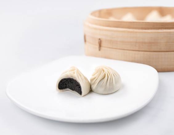 Sesame and Mochi Xiao Long Bao (10 each)