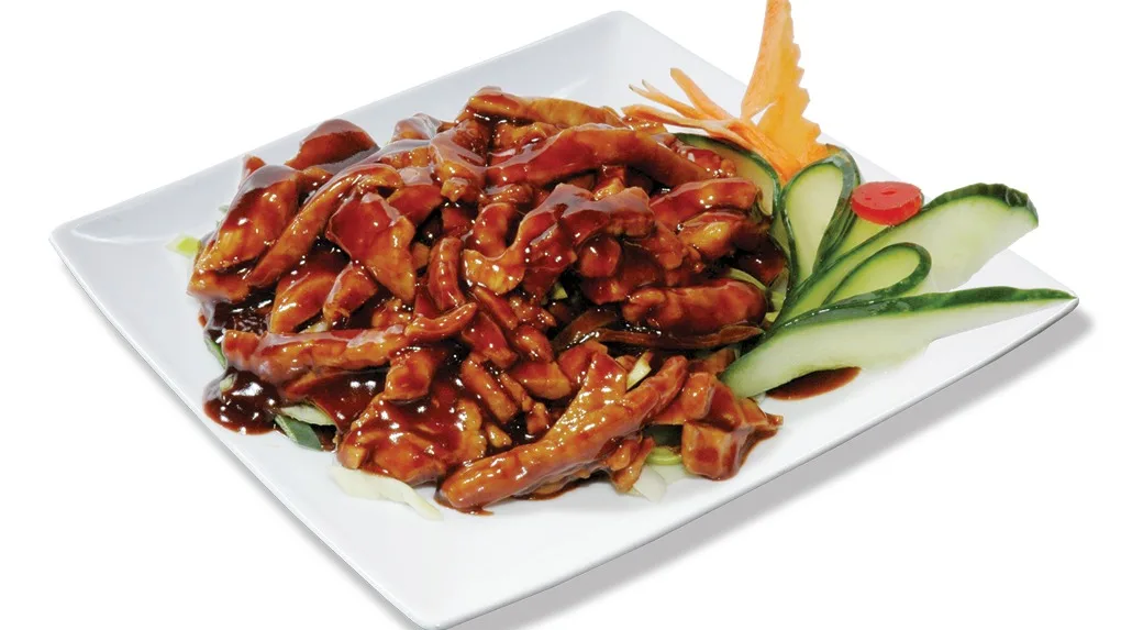 56. Vepřové nudličky v pekingské omáčce s rýží