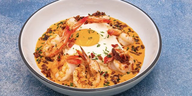 Shrimp and Grits Tray