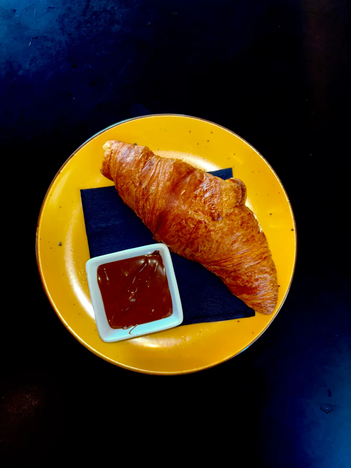 Kroasan sa nutelom