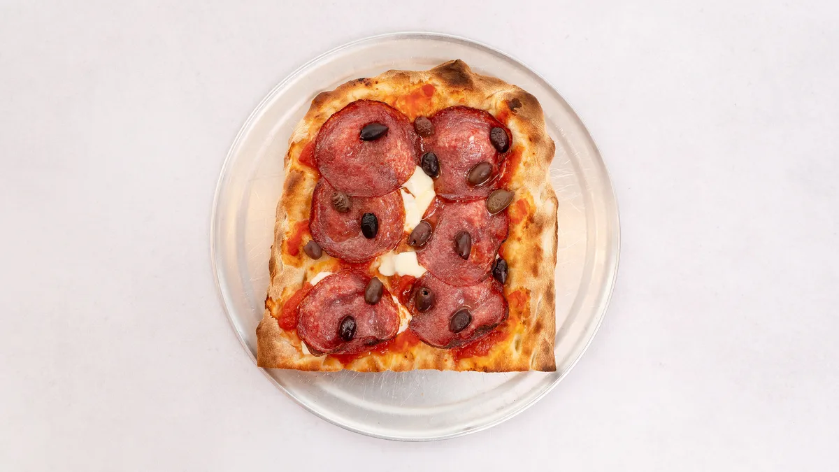 Pizza Salame