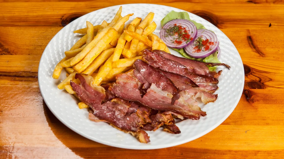Slanina na žaru