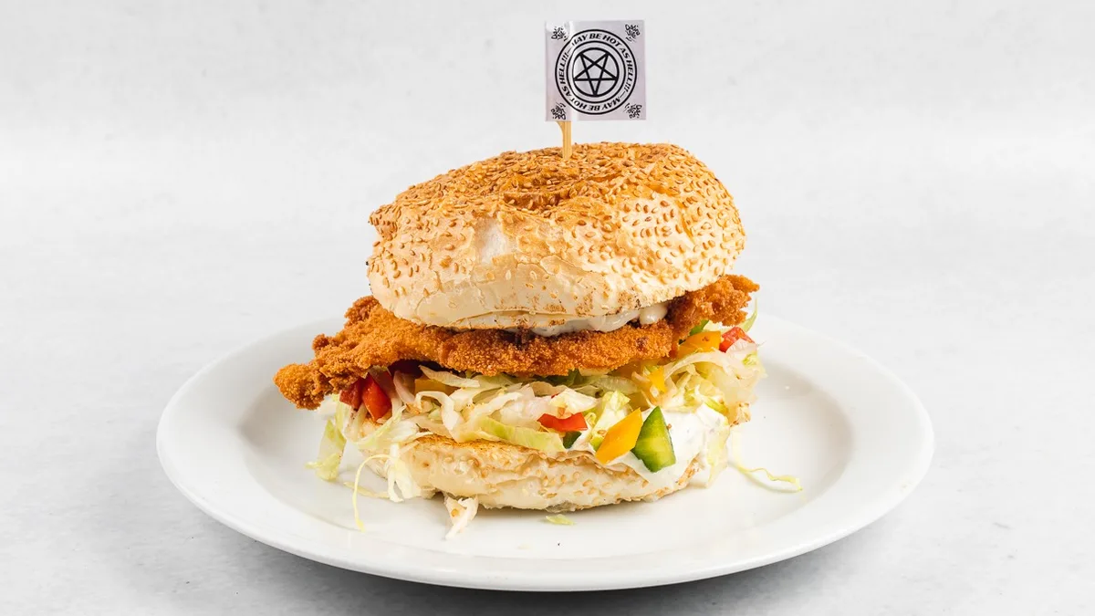 Ocvrt Turkey burger