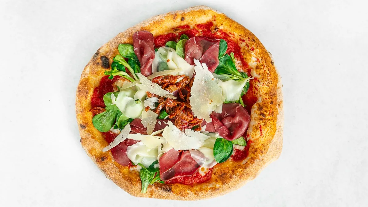 Pizza Bresaola