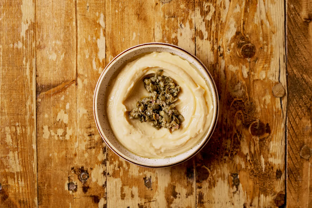 FAVA (V)