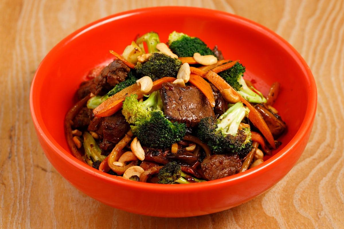 Marinated Filet Mignon Wok Out Bowl