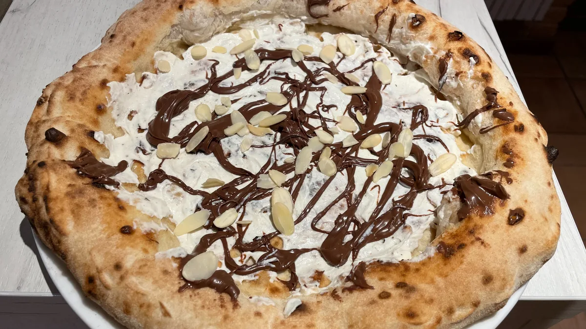 NUTELLA PIZZA