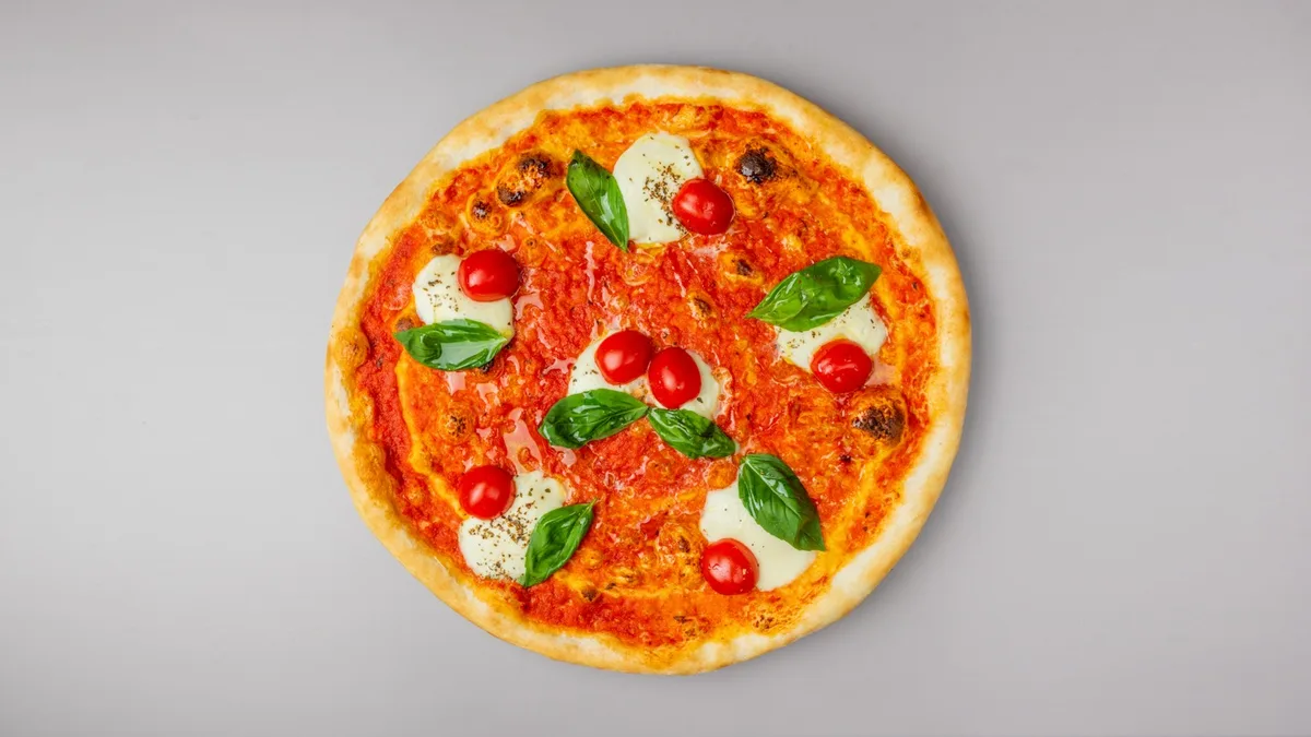 Pizza Biancaneve