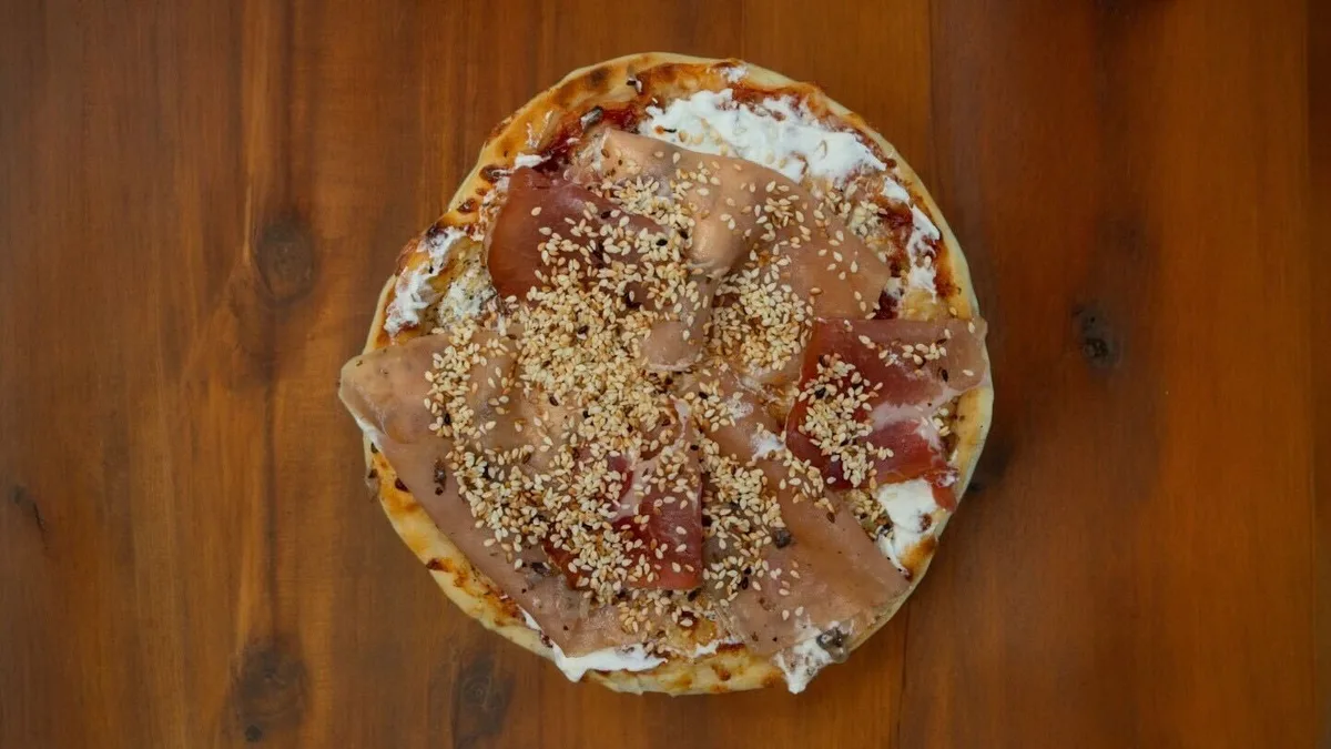 Susam pizza porodična 50cm