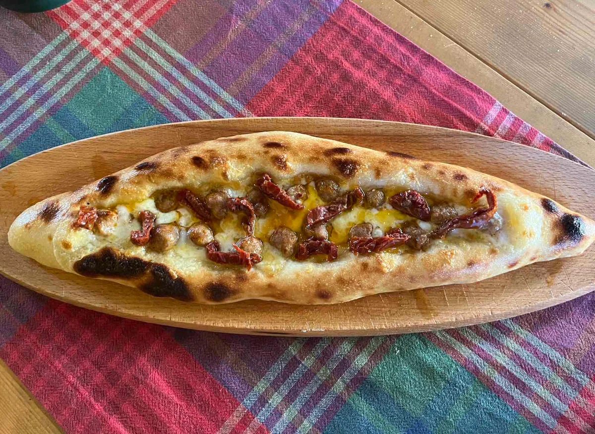 Dom Kobasica Velika
