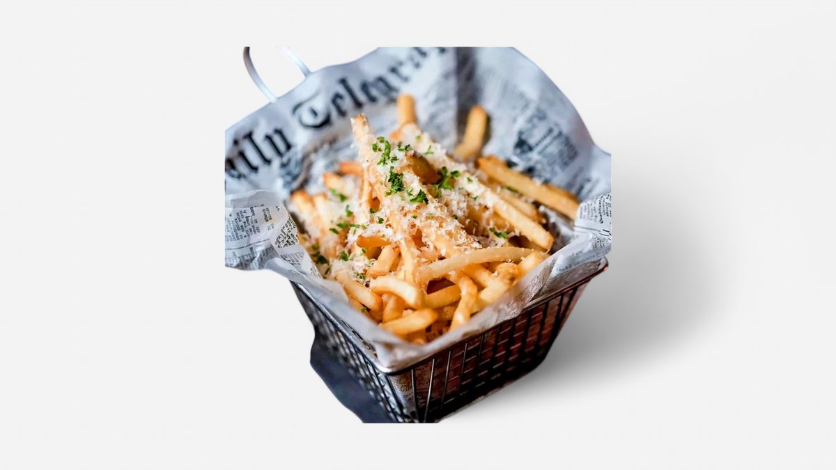 Pomfrit sa uljem od belih tartufa i parmezanom