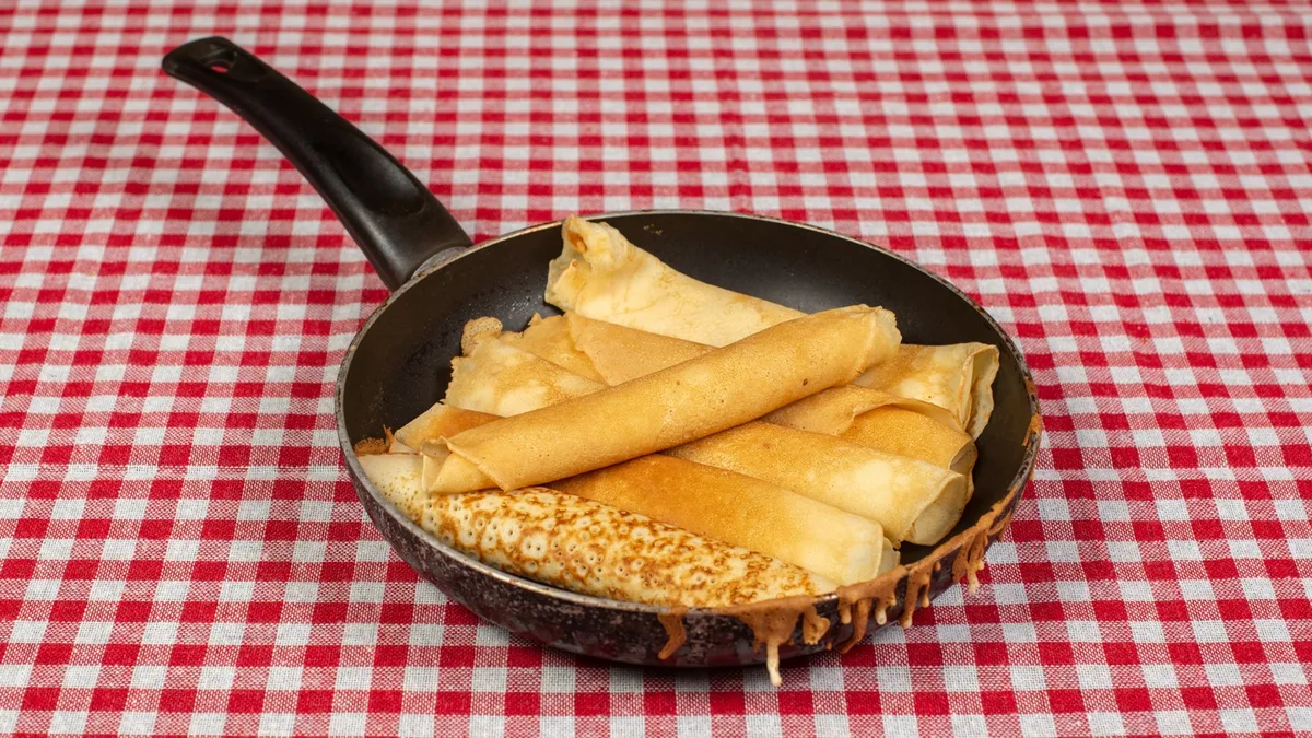 Nafiluj sam 6 palačinki
