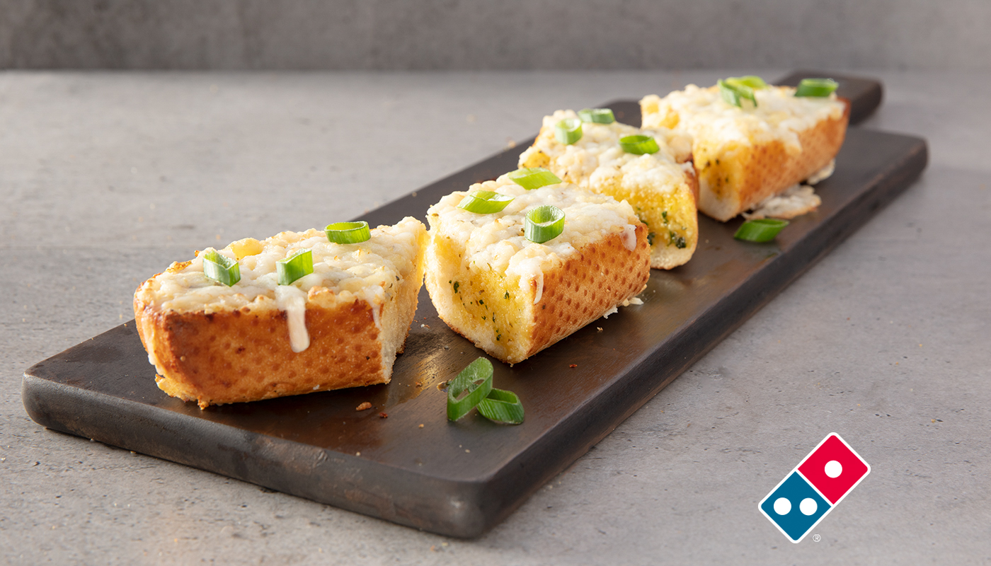 Vegan Cheesy Garlic Bread