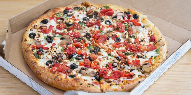 Hand-Tossed Pacific Veggie Pizza