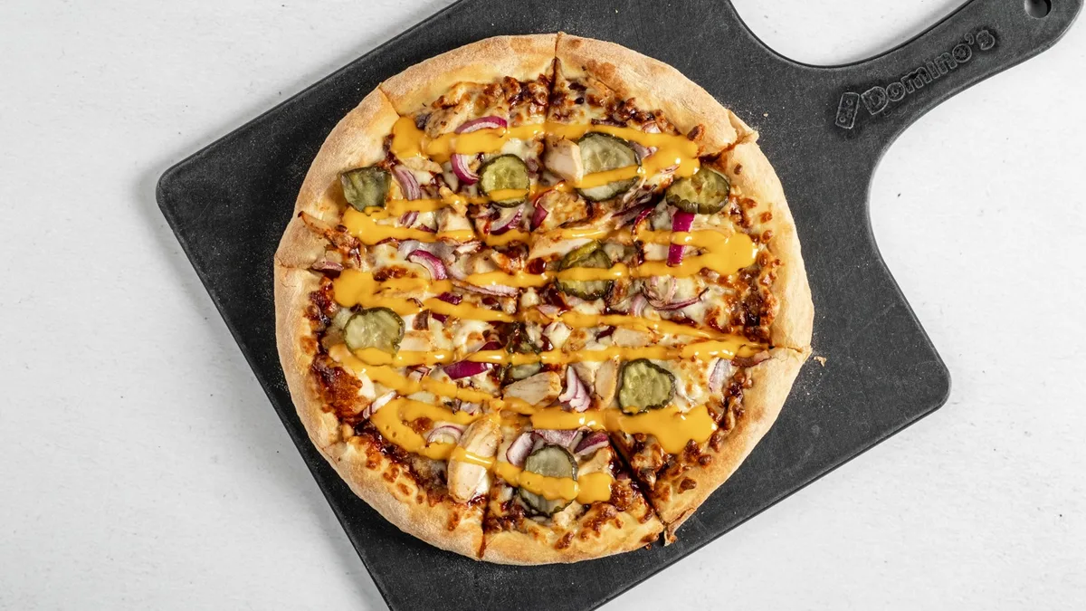 Chickenburger pizza