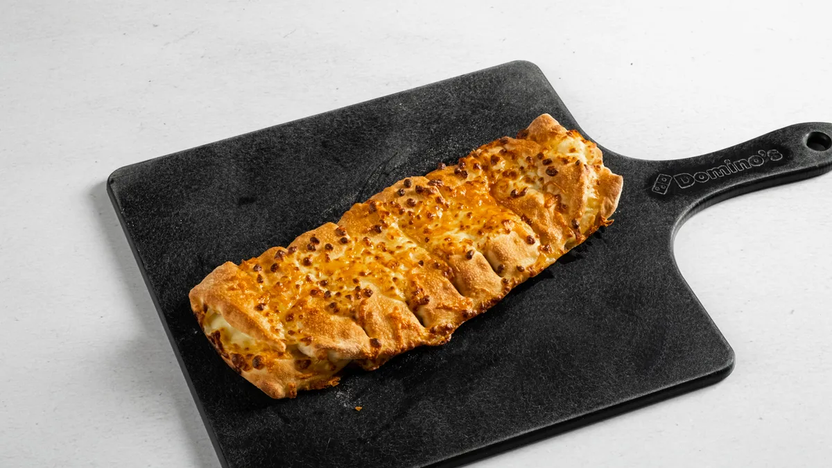 Stuffed cheesy bread