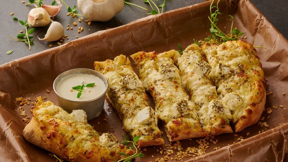 Creamy Feta Pizza Bread