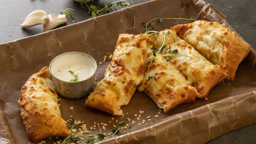 Cheesy Pizza Bread