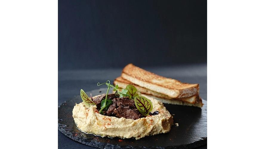 Humus cu vită