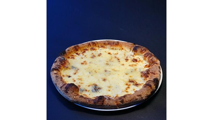 Pizza quattro formaggi