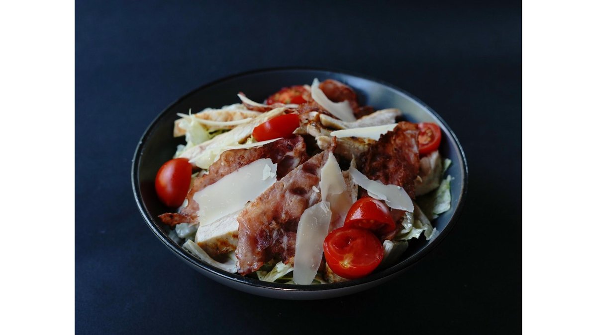 Salată Caesar