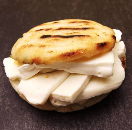 Arepa de Queso Guayanes