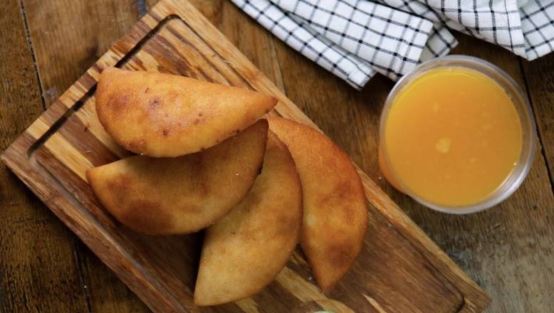 Ración de empanadas de pollo