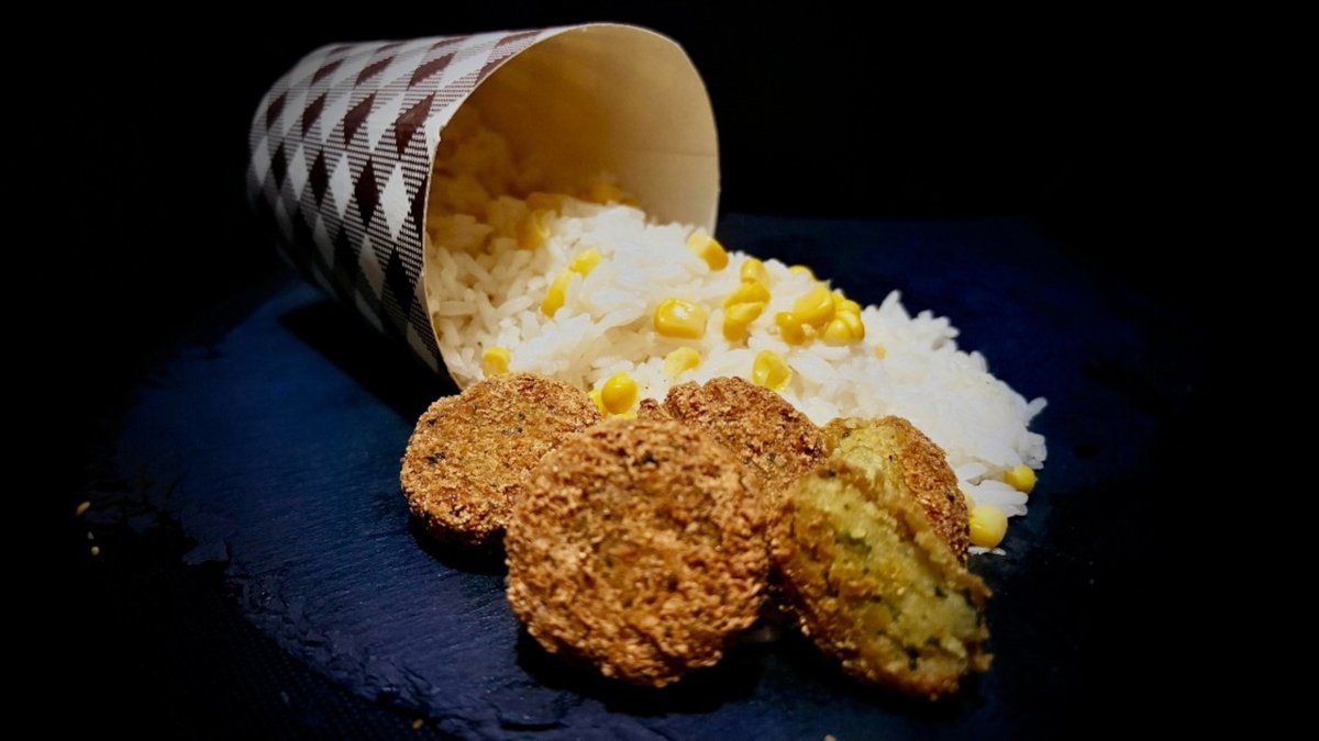 Falafel box kukoricás rizzsel