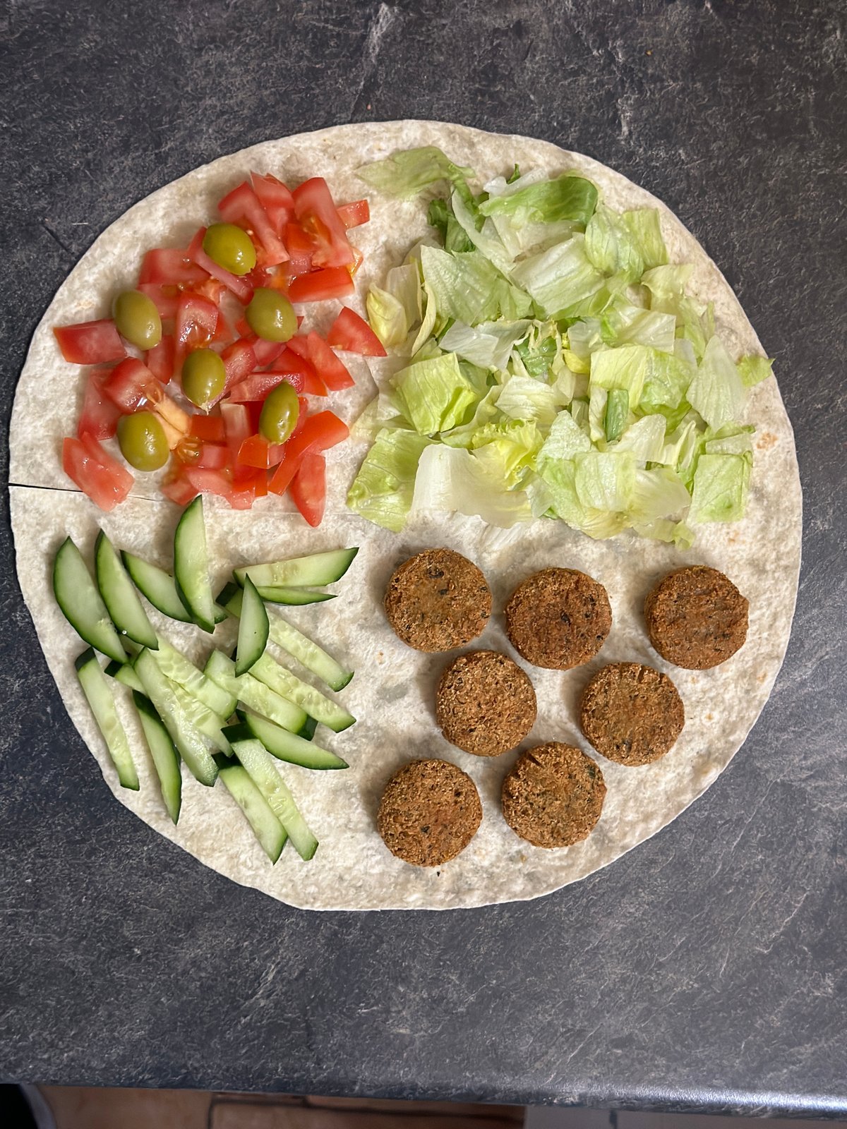 Falafel tortilla /vega/