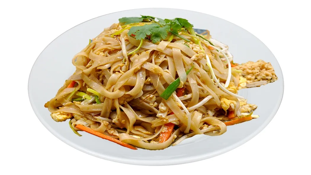 C9. Pad thai s kuřecím