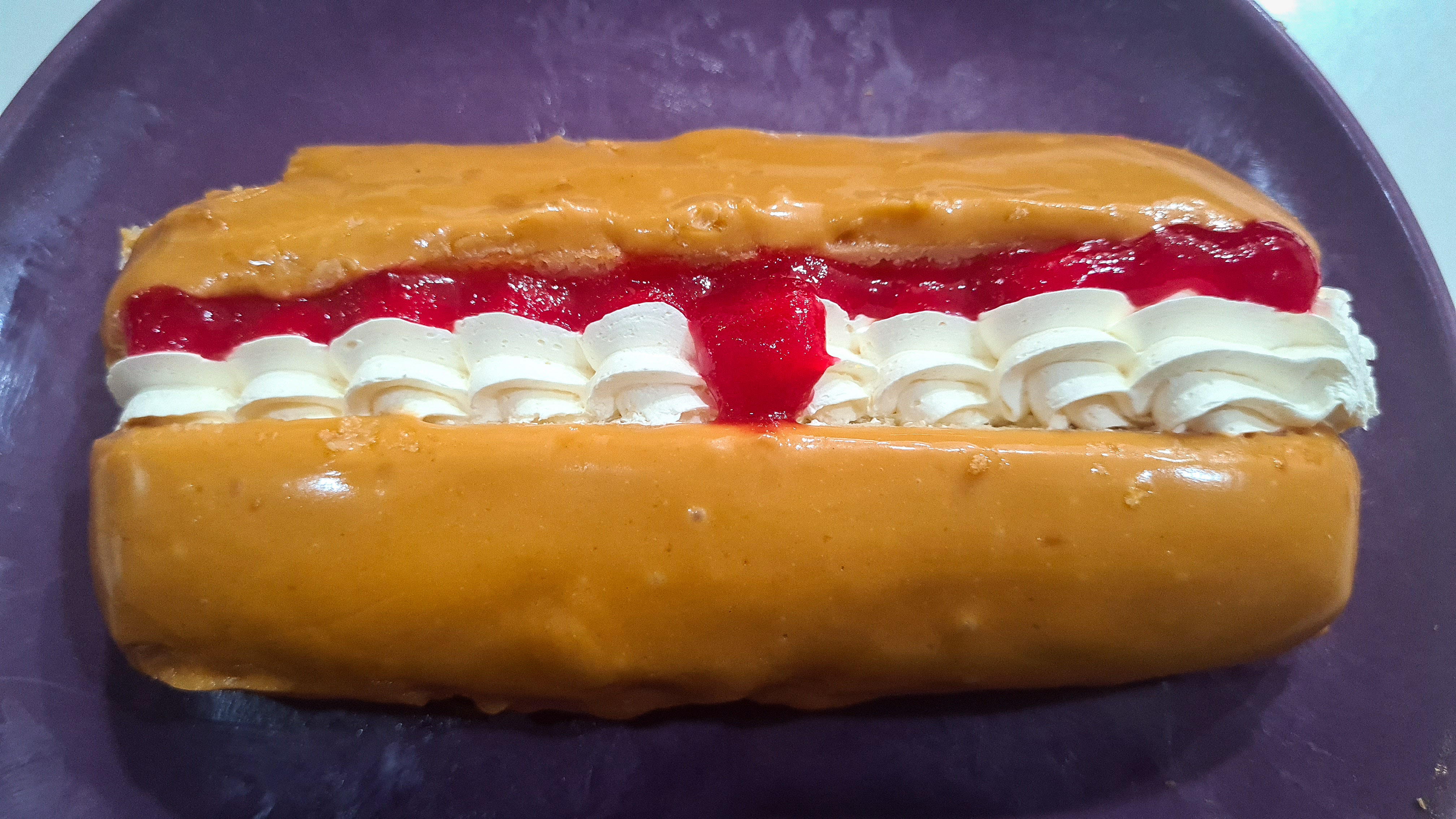 Eclairs Donut