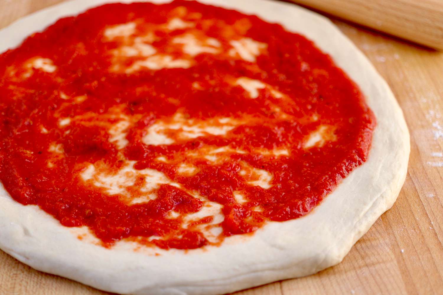 Créer Votre Petite Pizza / Create Your Own Small Pizza