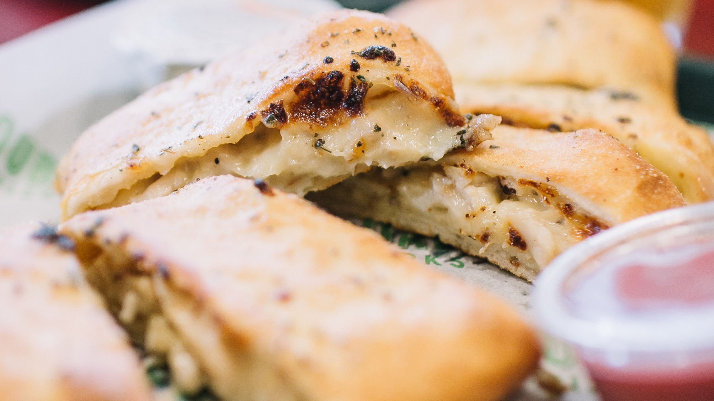 CHICKEN CHEESESTEAK