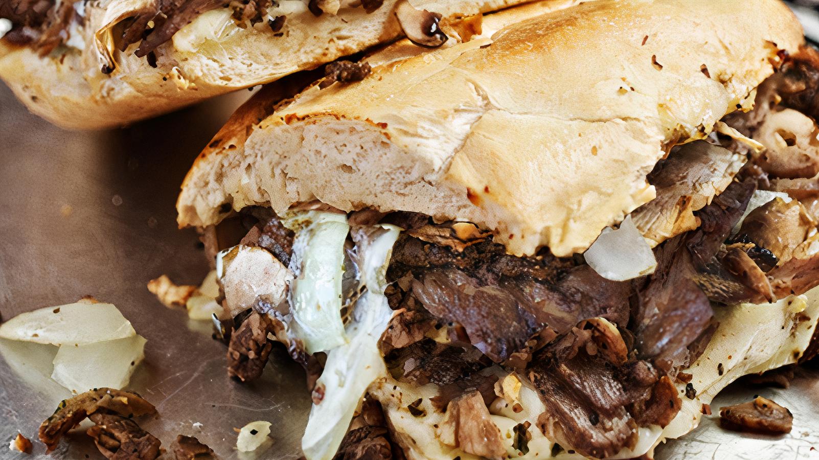 Philly Cheesesteak (Sandwich)