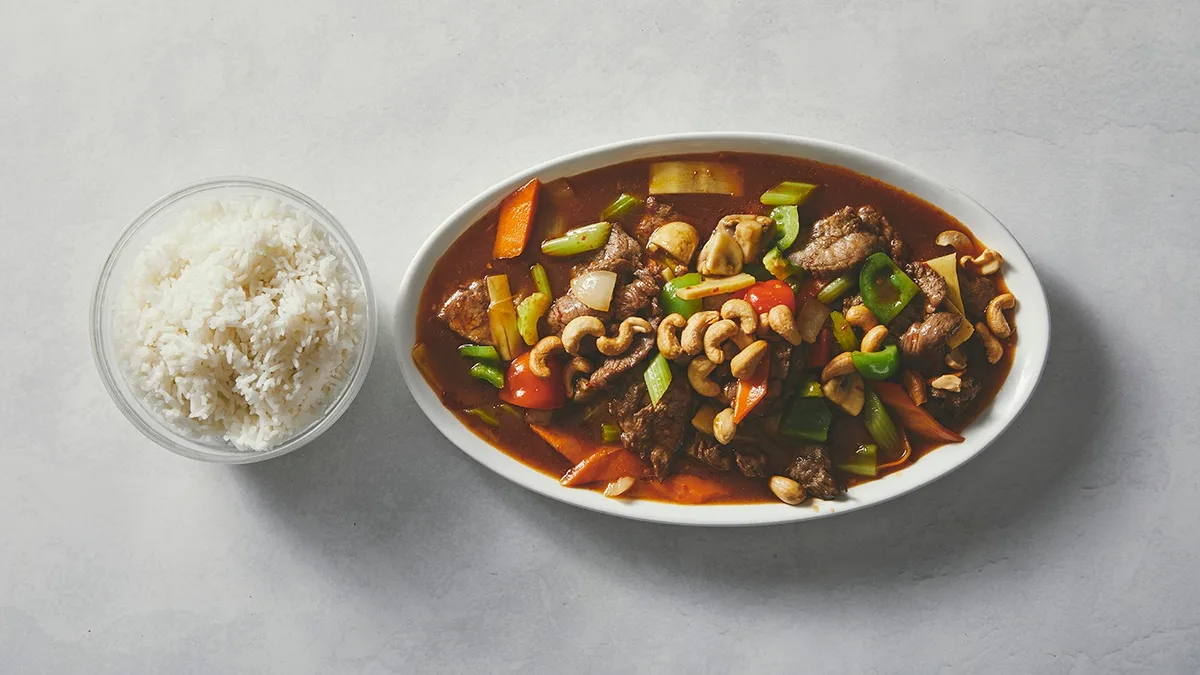 33. Gong Pao med oksekød og cashewnødder 🌶