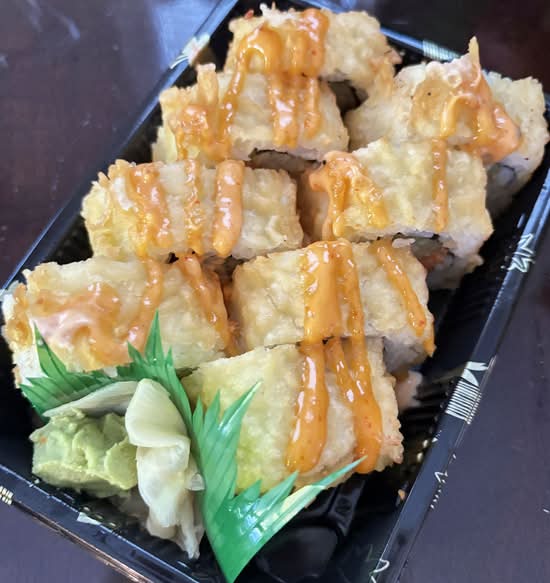 Crunchy Spicy Tuna Roll ✦