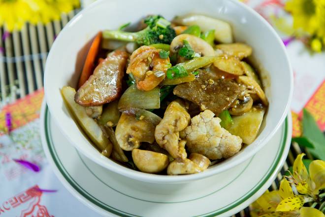 House Special Noodles | 招牌抄麵