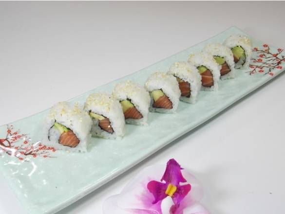 Salmon Avocado Roll ✦