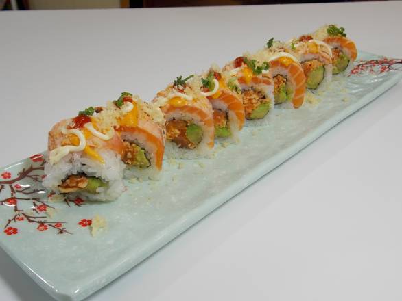 Salmon Premium Roll ✦