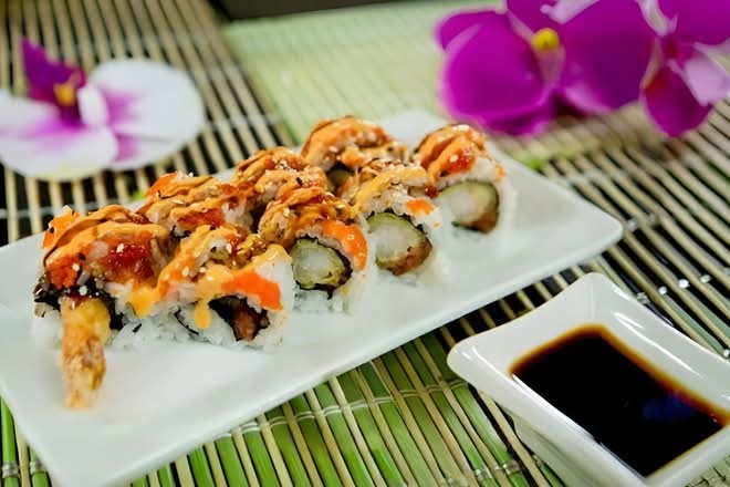 Tsunami Roll ✦