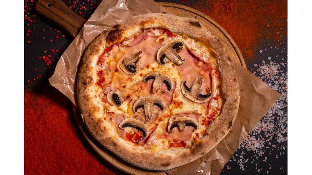 Prosciutto e funghi