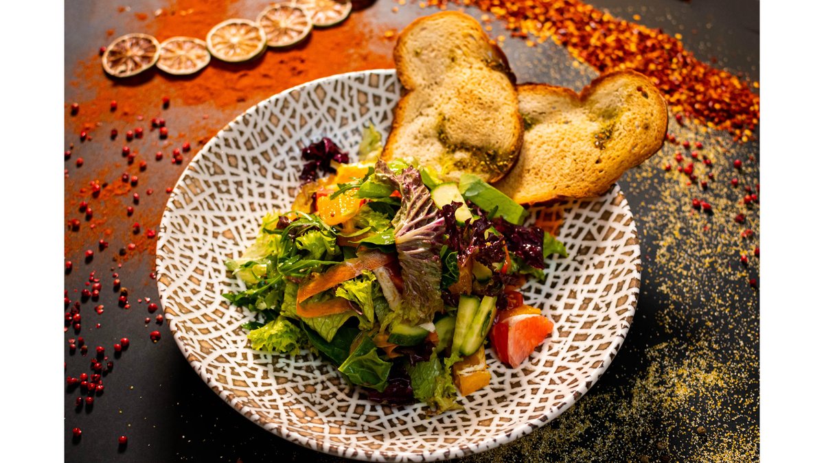 Salată vegetariană