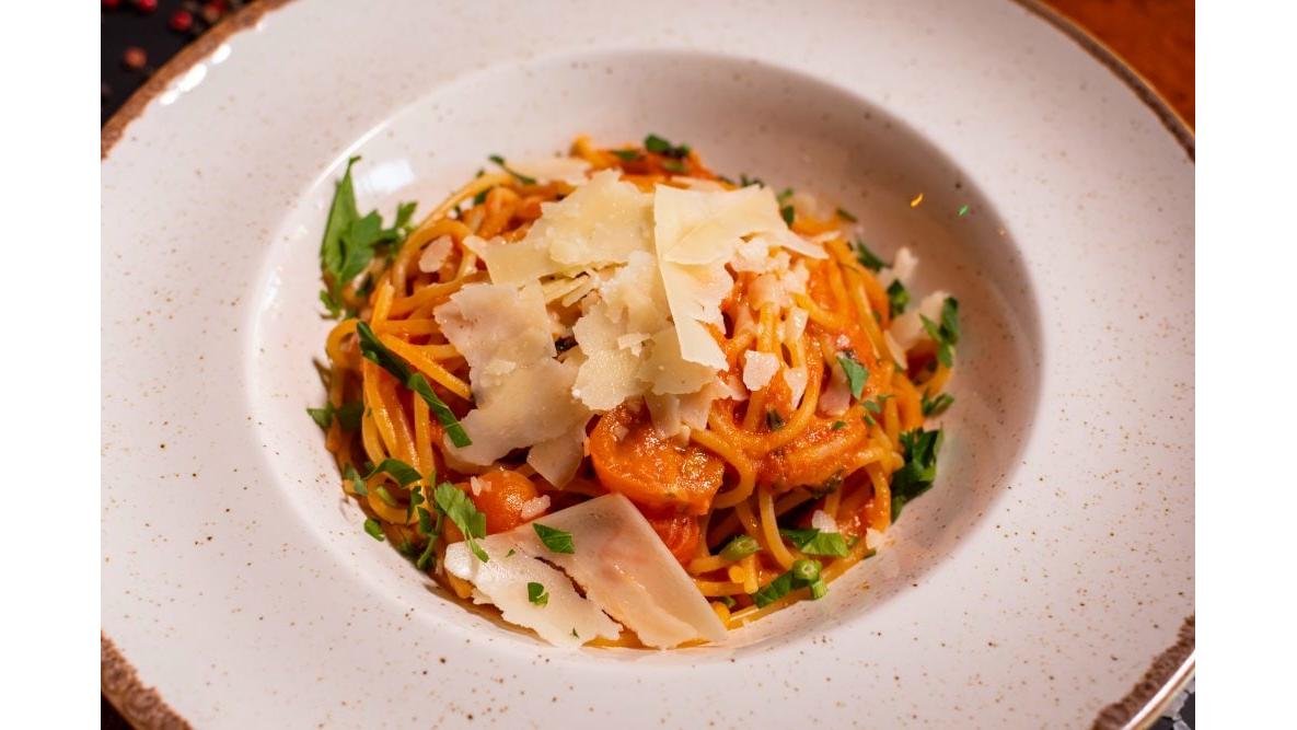 Spaghete cu roșii proaspete