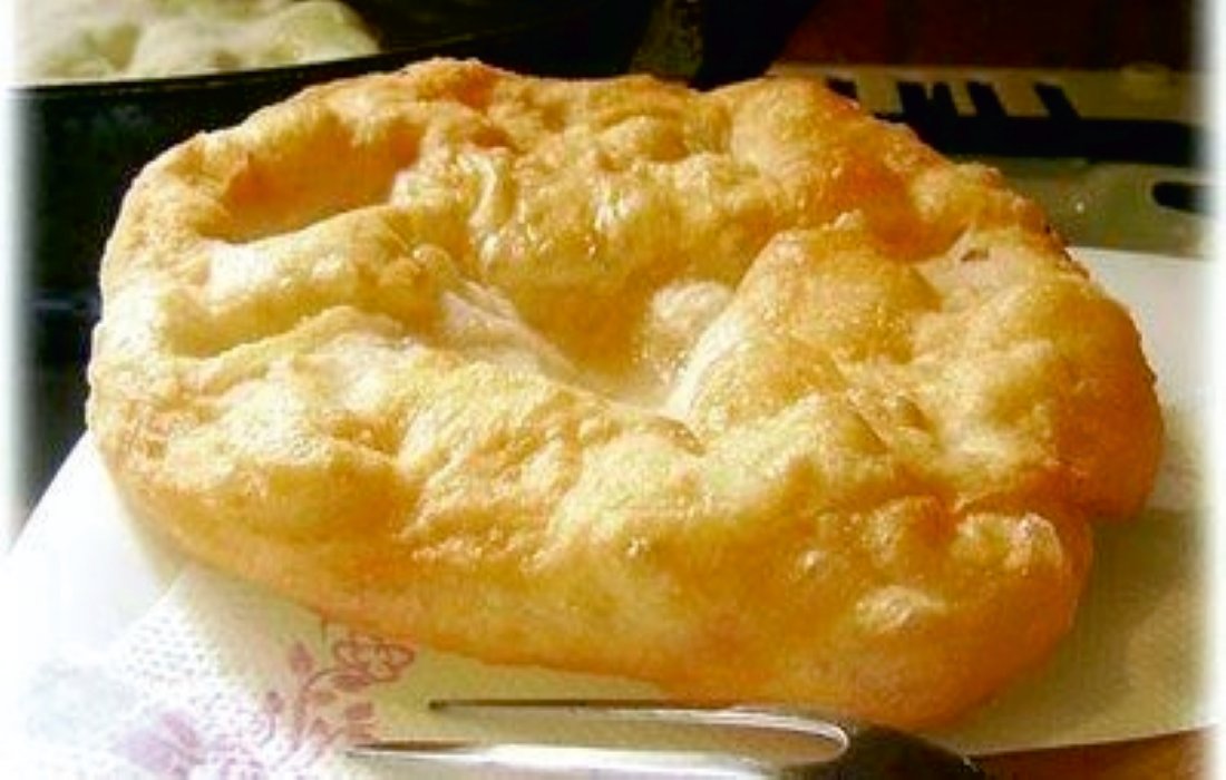 Natúr lángos (Reggelik)