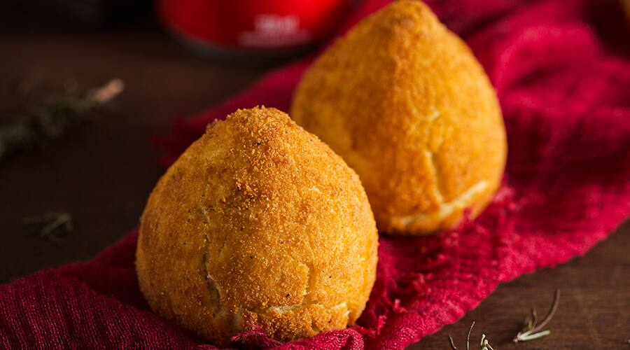 Coxinha de Frango e Requeijão