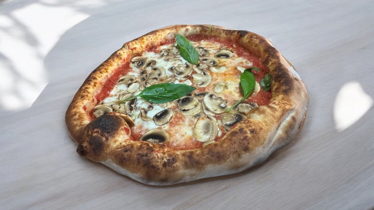 Pizza Funghi