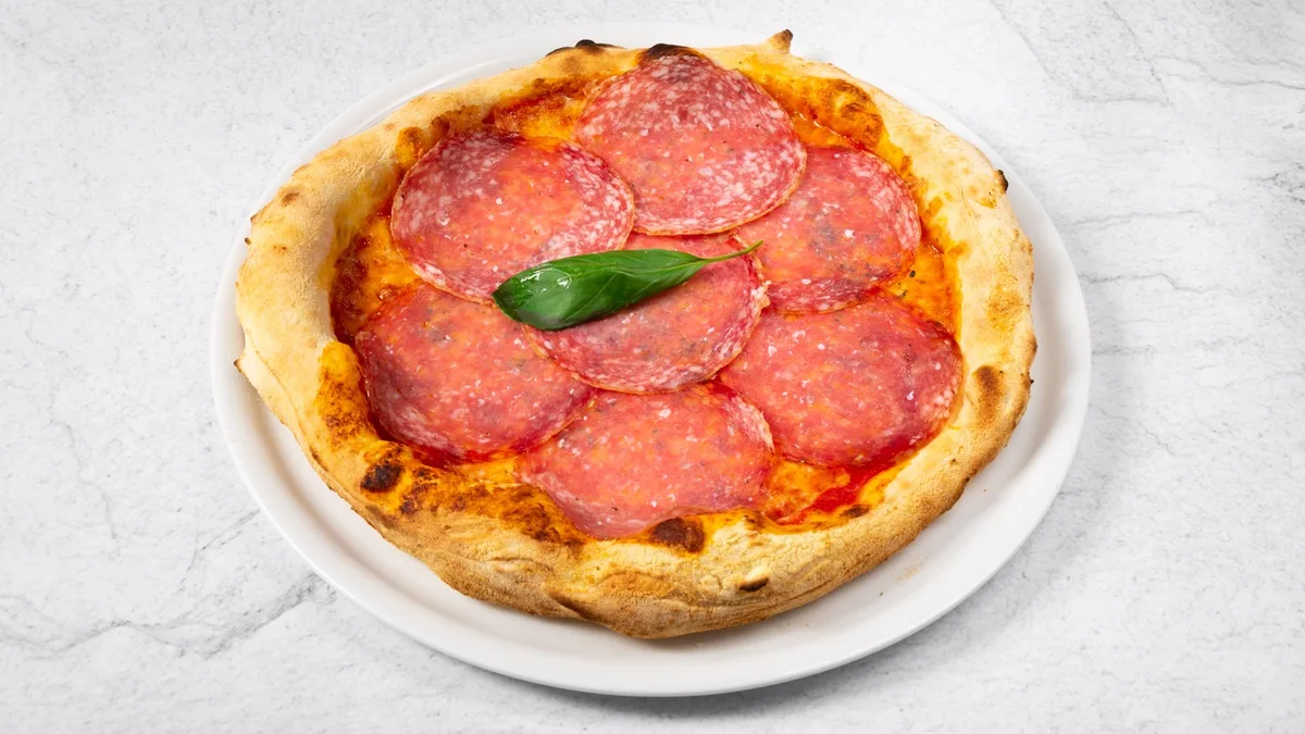 Pizza Salame